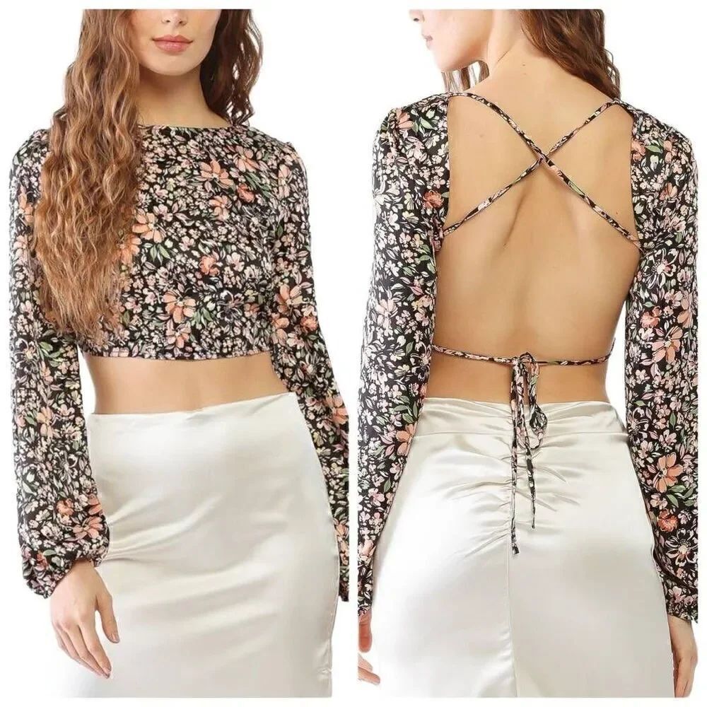 Le Lis Floral Long Sleeve Criss Cross Open Back Crop Top Size Large